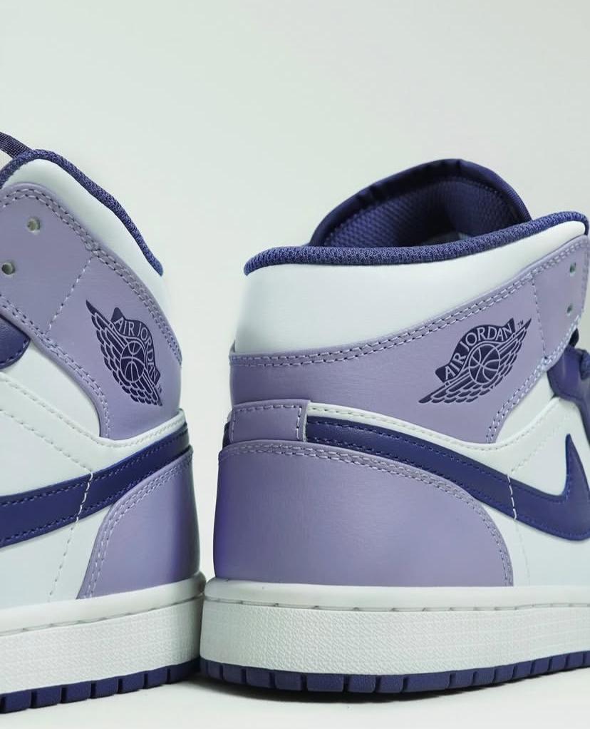 AIR JORDAN 1 RETRO HIGH /Purple-white