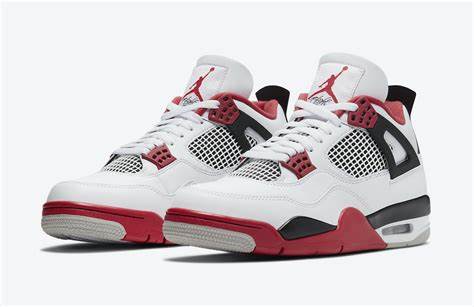 AIR JORDAN 4/Black-White-red