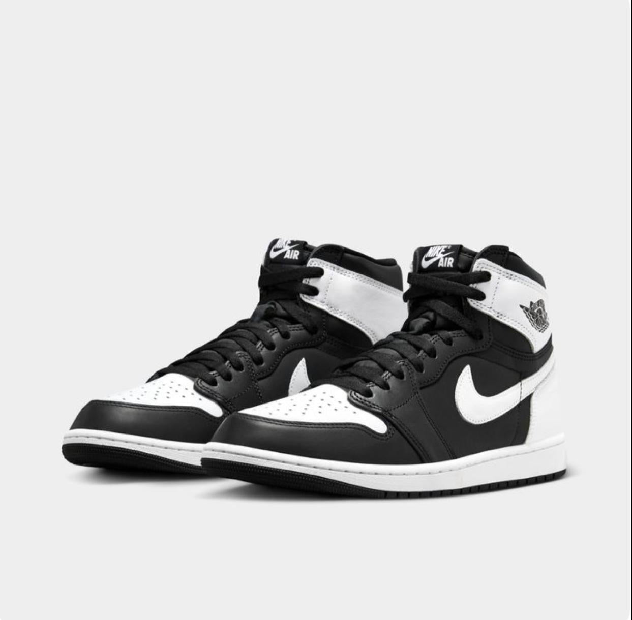 JORDAN 1 RETRO HIGH OG BLACK-WHITE