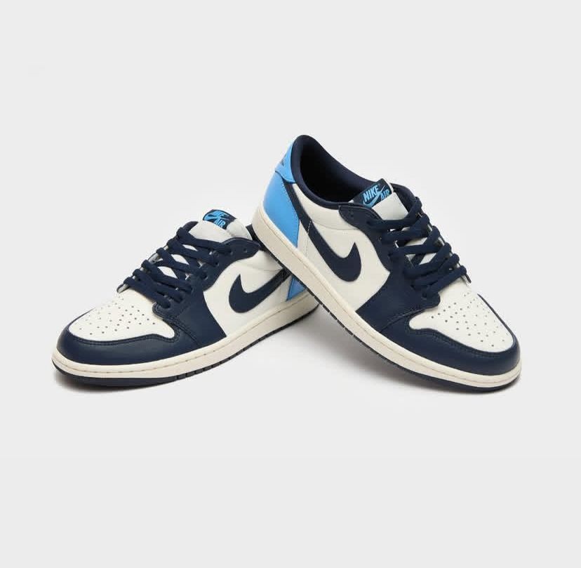 AIR JORDAN 1 LOW / SKY BLEU