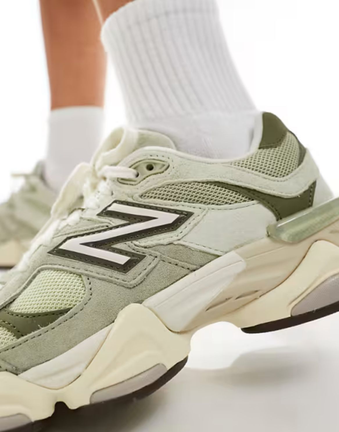 New Balance 9060-olivine/vert