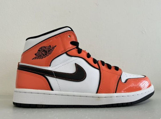 NIKE AIR JORDAN 1 MID SE TURF ORANGE